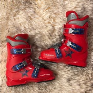 23.0 Salomon performance Red Ski Boots with Blue Accents kids man’s woman’s